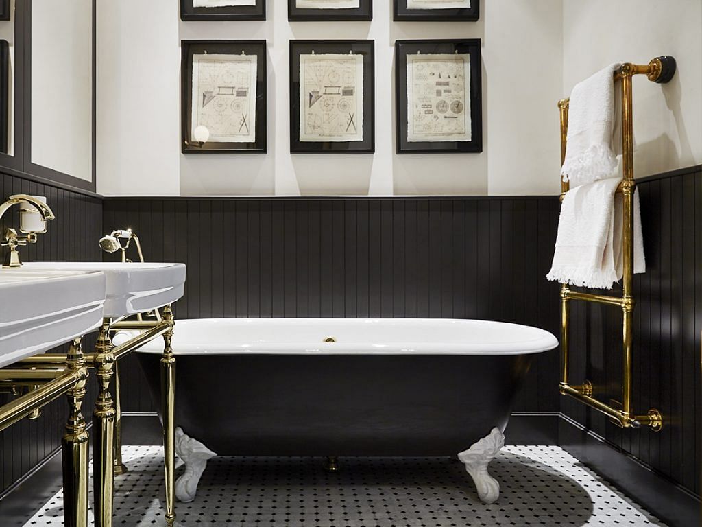 Ideas for a glamorous black and gold bathroom Home & Decor Singapore