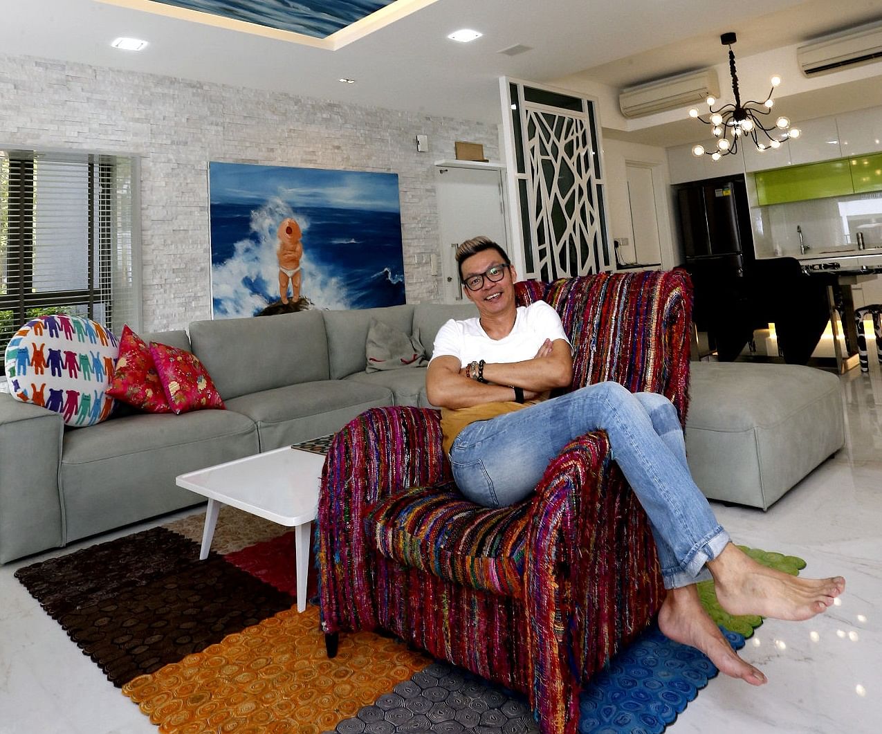 Our favourite Ah Beng Mark Lee is quite the interior designer. Check