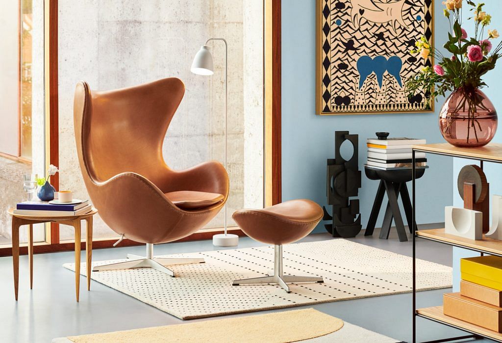 eames mid century modern chair