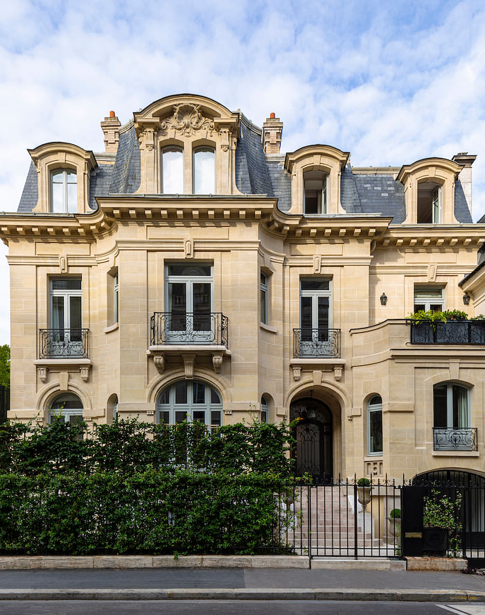 House Tour: A classic Parisian home transformed with charm and subtle ...