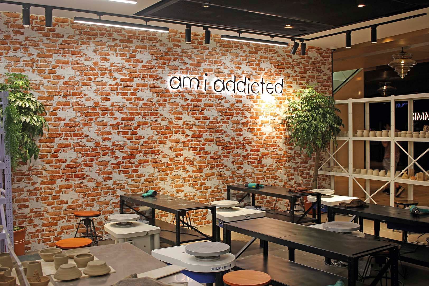 Am I Addicted Singapore S First Korean Pottery Studio And Vegetarian Cafe Opens At Capitol Home Decor Singapore